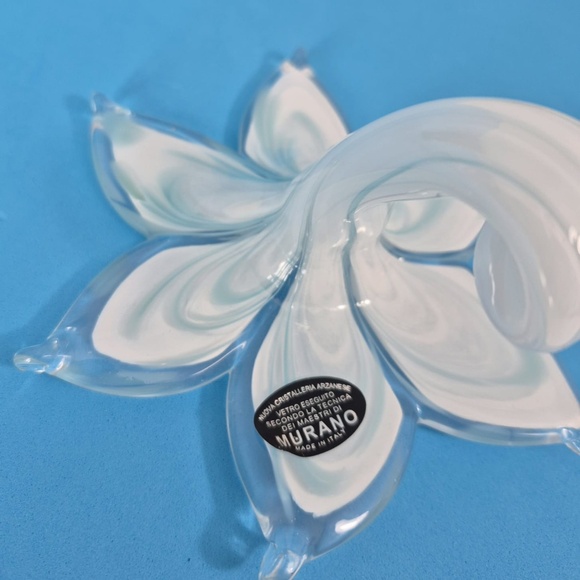 Murano Glass Flowers - Picture 3 of 3